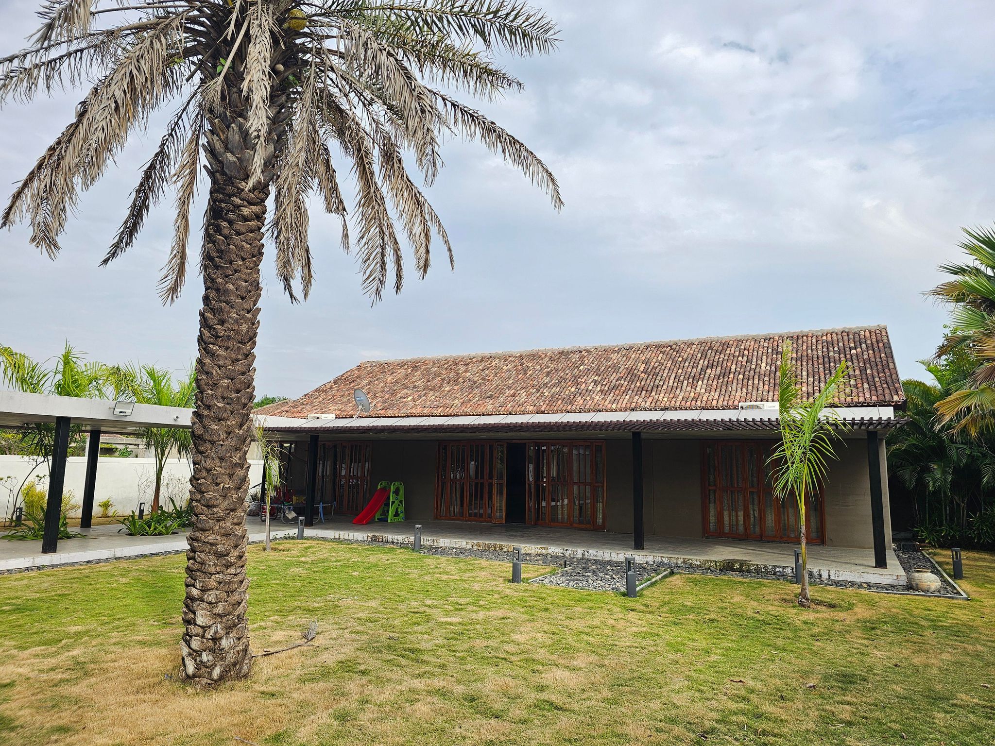 StayGuru Luxury Villa 3 BHK Villa 9