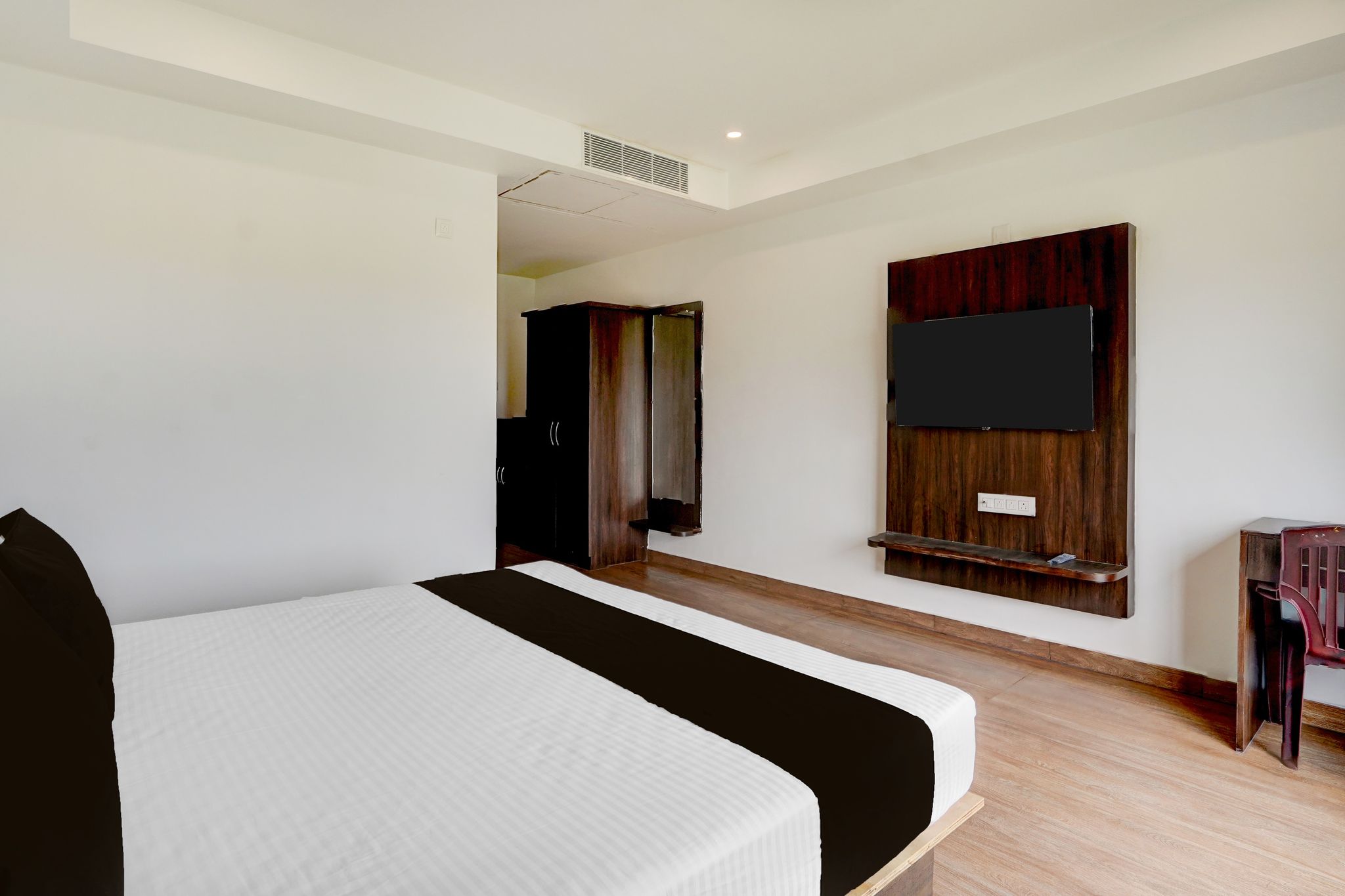 Super Collection O Nandagokula Convention Centre Formerly Arasu Comforts CLASSIC 6