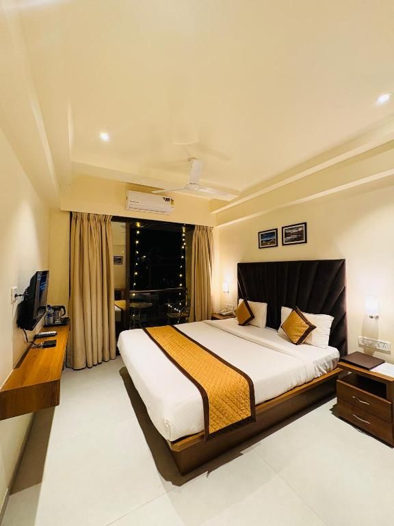 Deluxe AC Room with Balcony