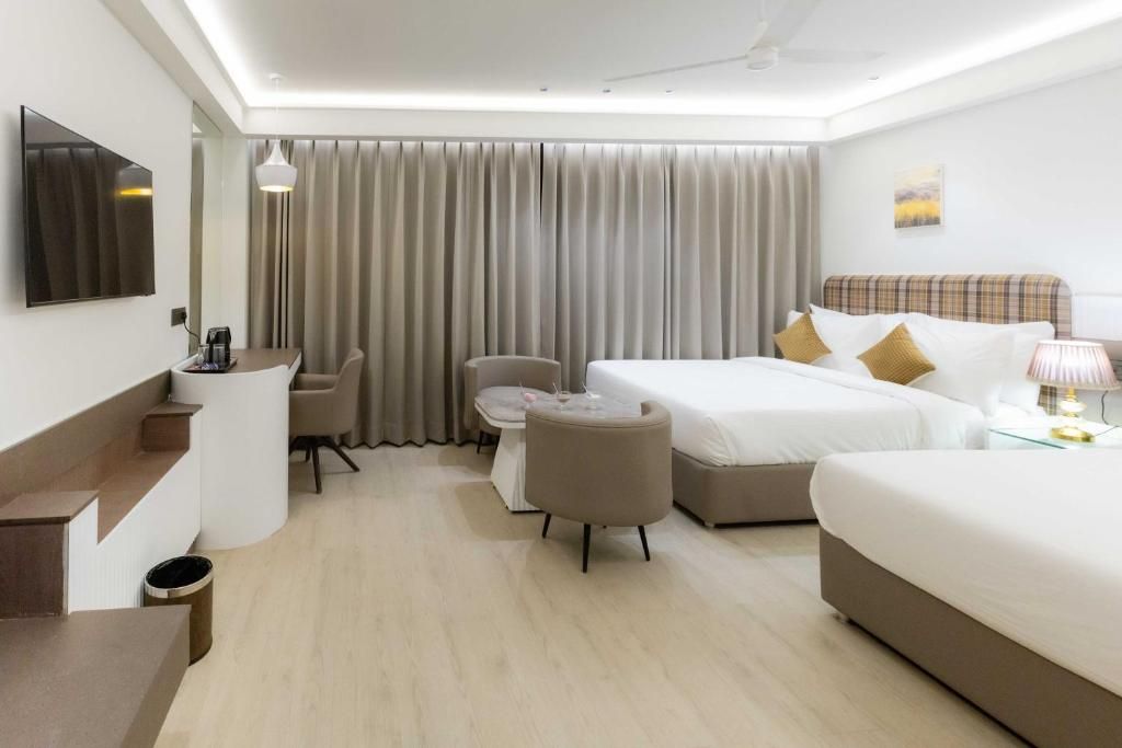 Family Twin Bed Room