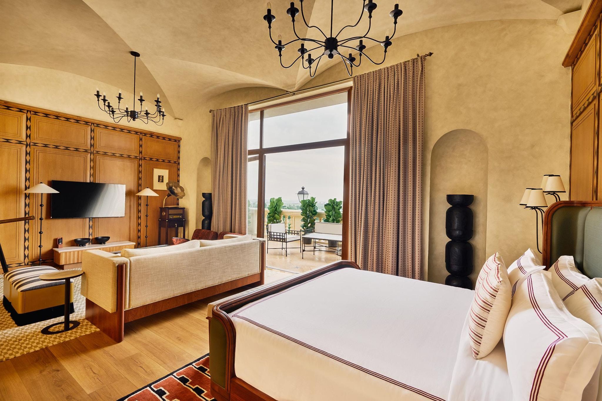 Vineyard Suite - Complimentary bottle of wine on arrival.