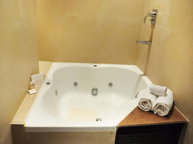 Premier Suite with Jacuzzi