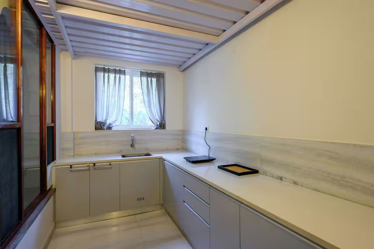 The Bagheera Heritage Luxury Suite, Pool View