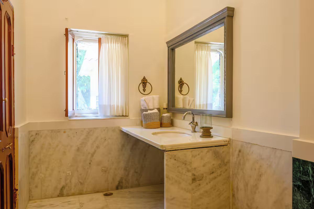 The Bagheera Heritage Luxury Suite, Pool View 2