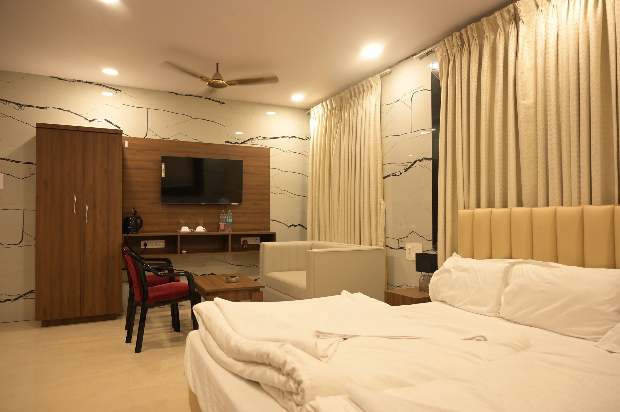 Double Deluxe Room