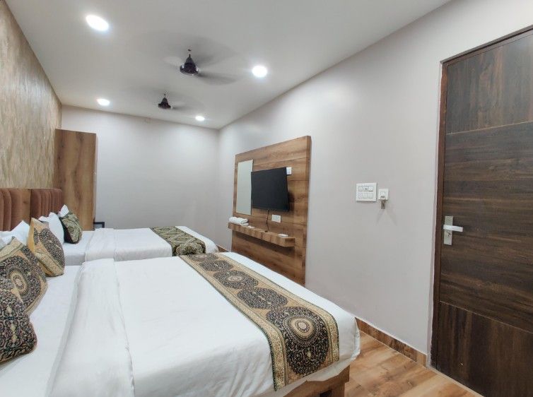 Superior Family Room