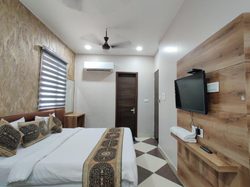 Superior Family Room