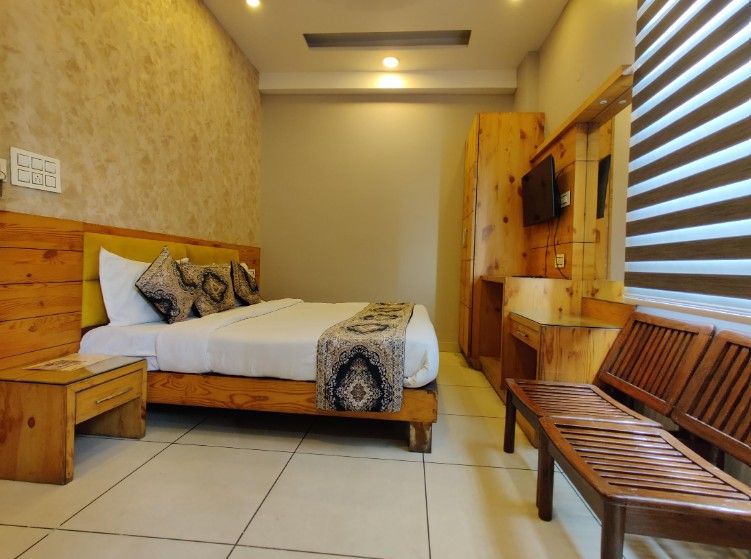 Hotel Golden Heaven Inn, Amritsar, Near Golden Temple Super Deluxe Room 3