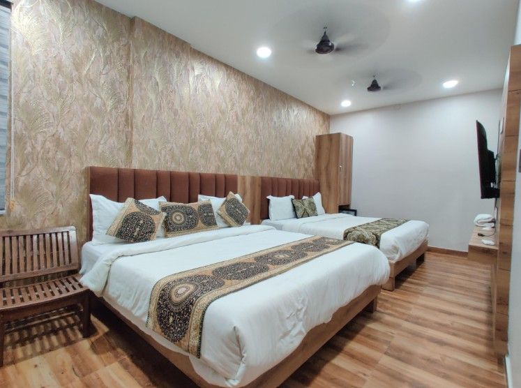 Superior Family Room