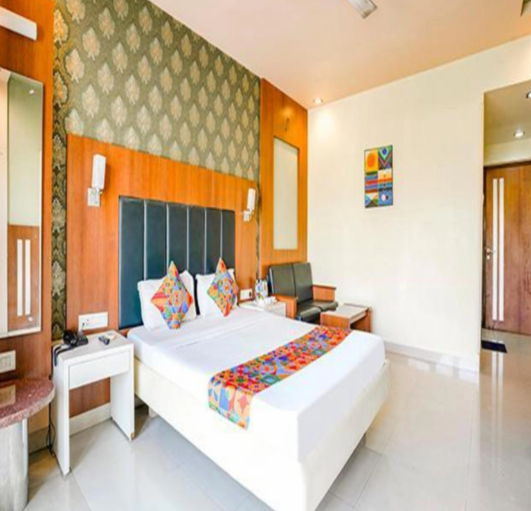 Swasti Hotel Deluxe AC Room