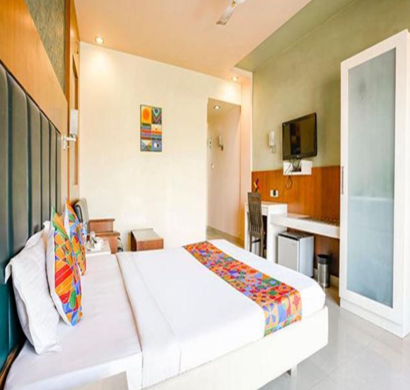 Swasti Hotel Deluxe AC Room 4