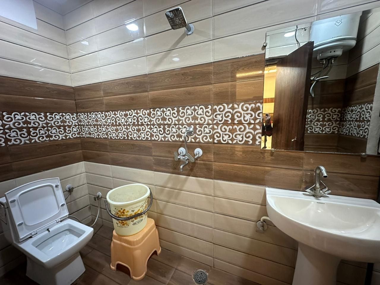 HOTEL SEETA SINCE 1965 Deluxe Room 1 min walk from Golden Temple 8