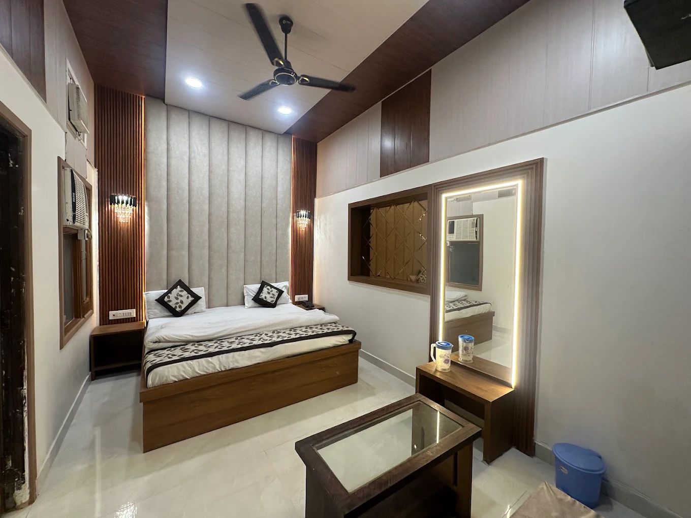 HOTEL SEETA SINCE 1965 Deluxe Room 1 min walk from Golden Temple 4
