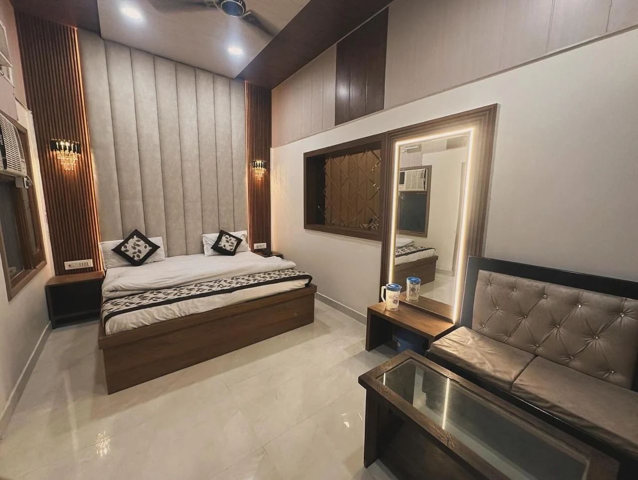 HOTEL SEETA SINCE 1965 Deluxe Room 1 min walk from Golden Temple 5