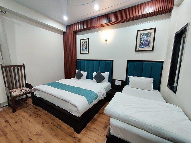 Luxury Triple Room 1 Double Bed + 1 Single Bed