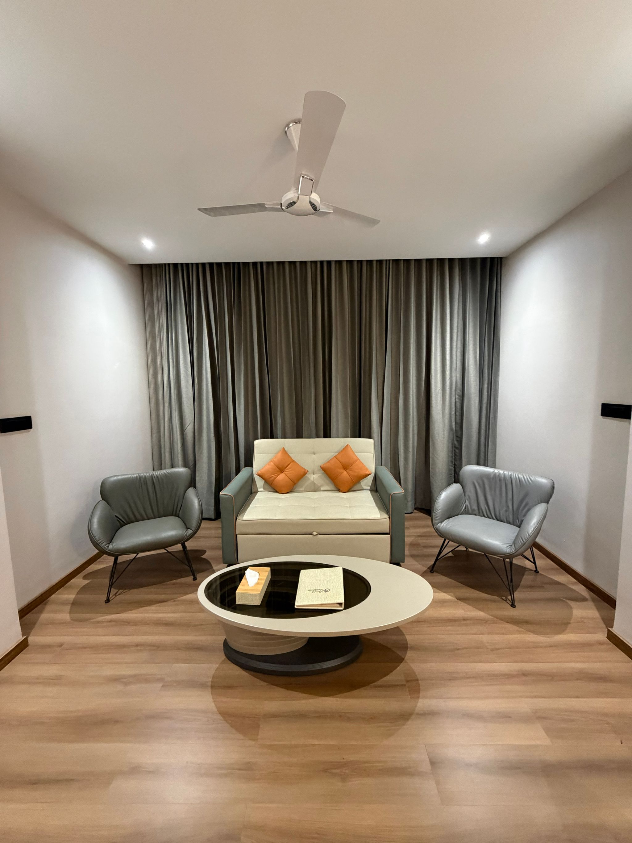 Hotel Ambition Signature 8