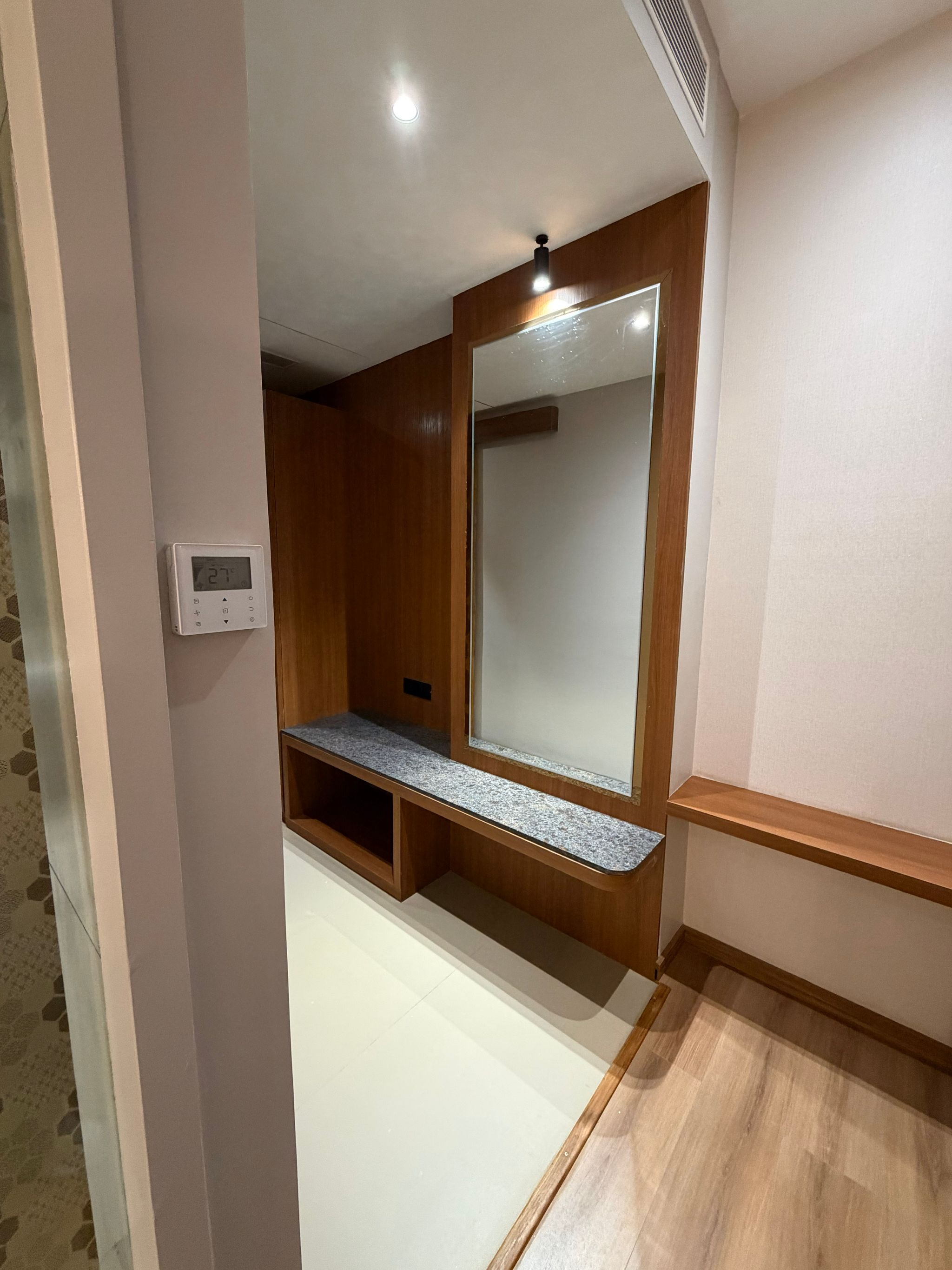 Hotel Ambition Signature 15