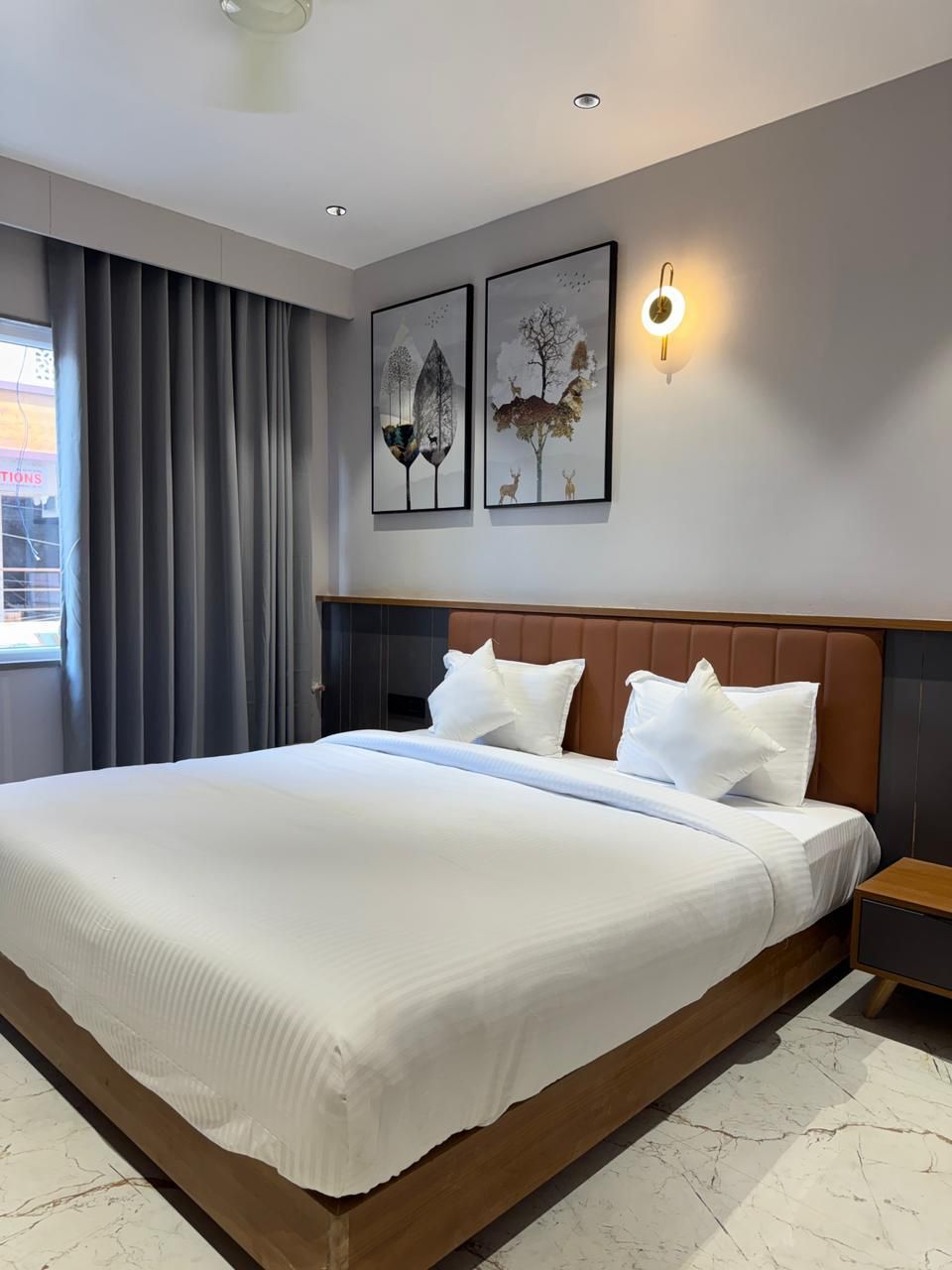 Hotel Vantara Inn Superior Deluxe Room 3