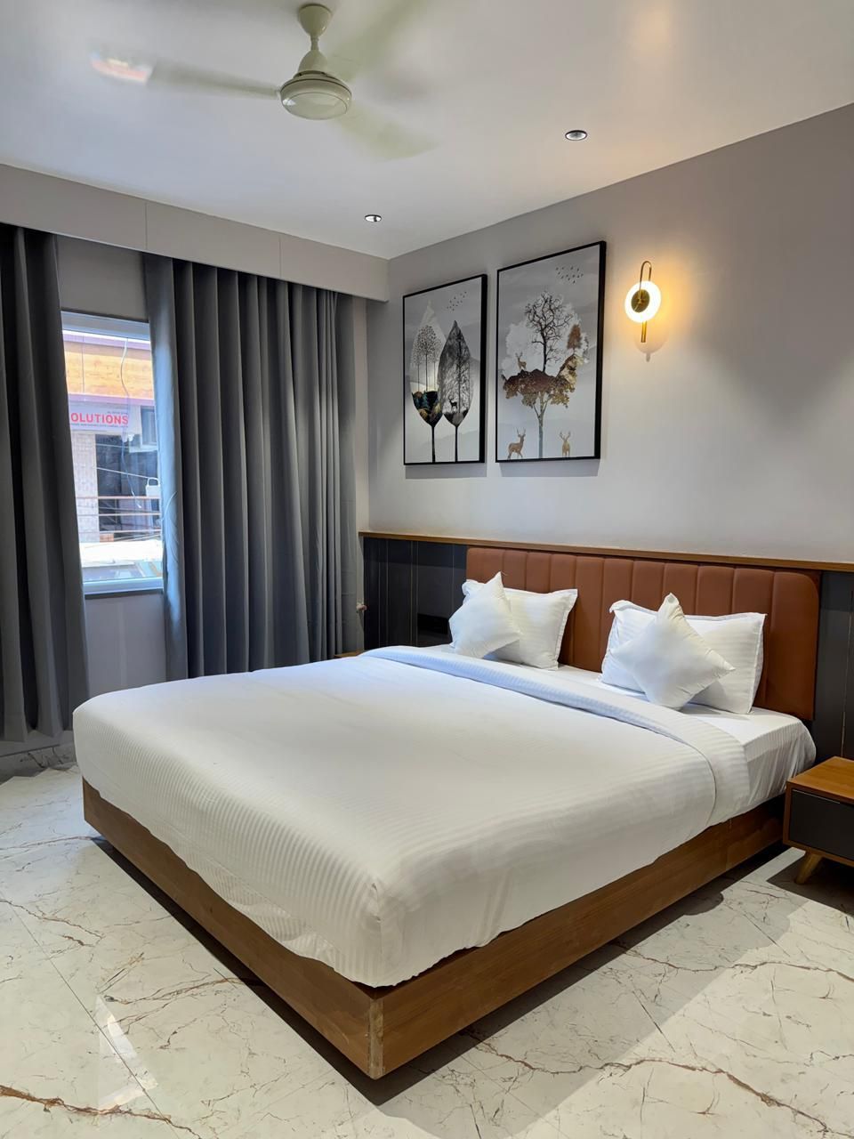 Hotel Vantara Inn Superior Deluxe Room 2