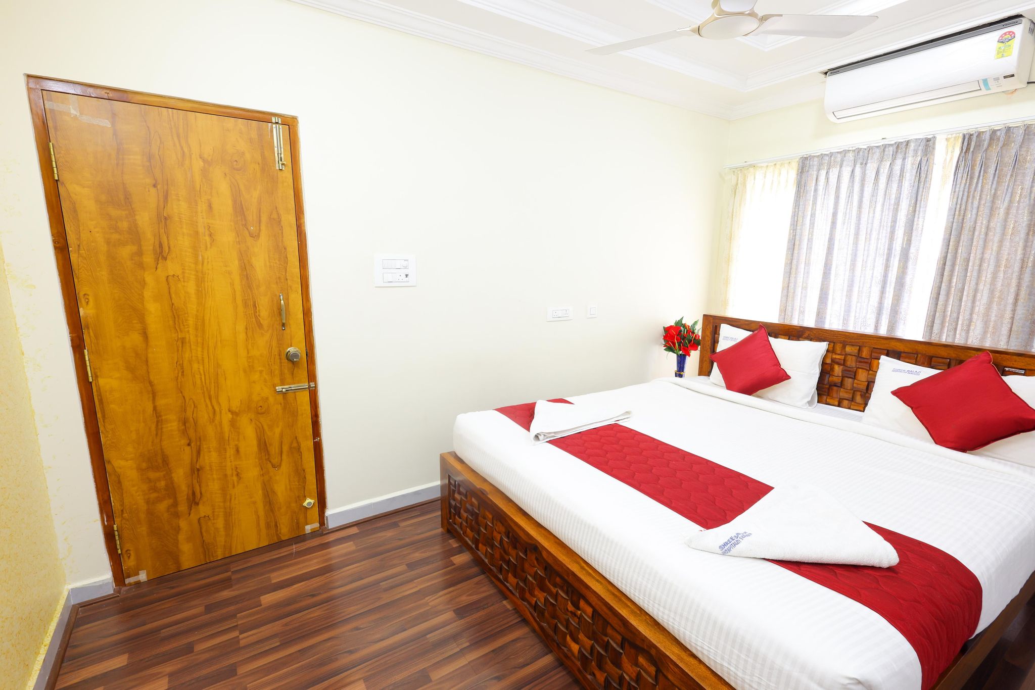 SBHS NEELADRI STANDARD 1 BHK 4