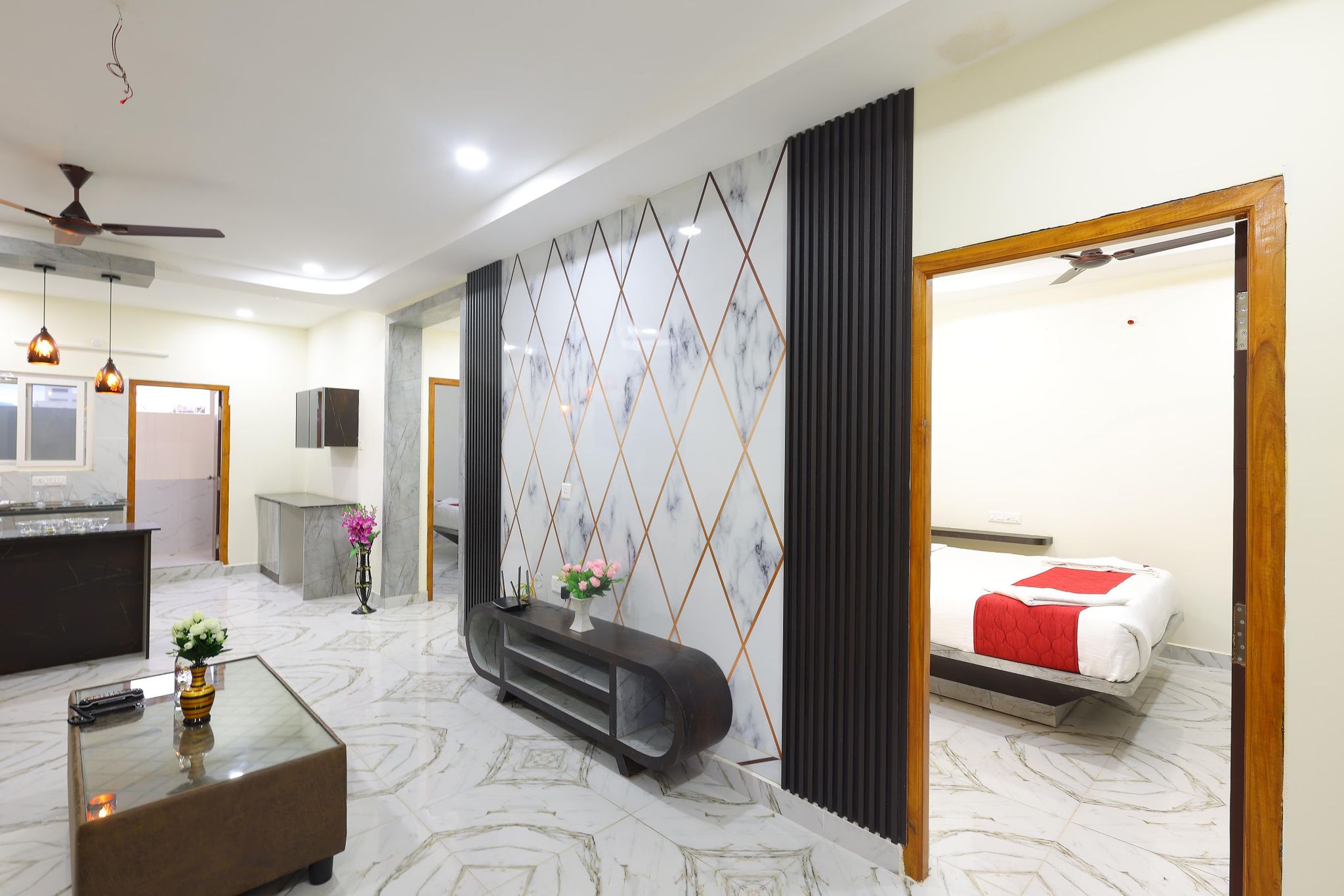 2BHK STUDIO SUITE KITCHENETTE