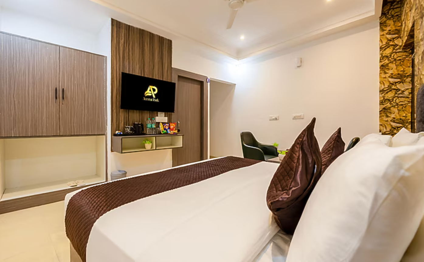 Super Deluxe Room with Balcony