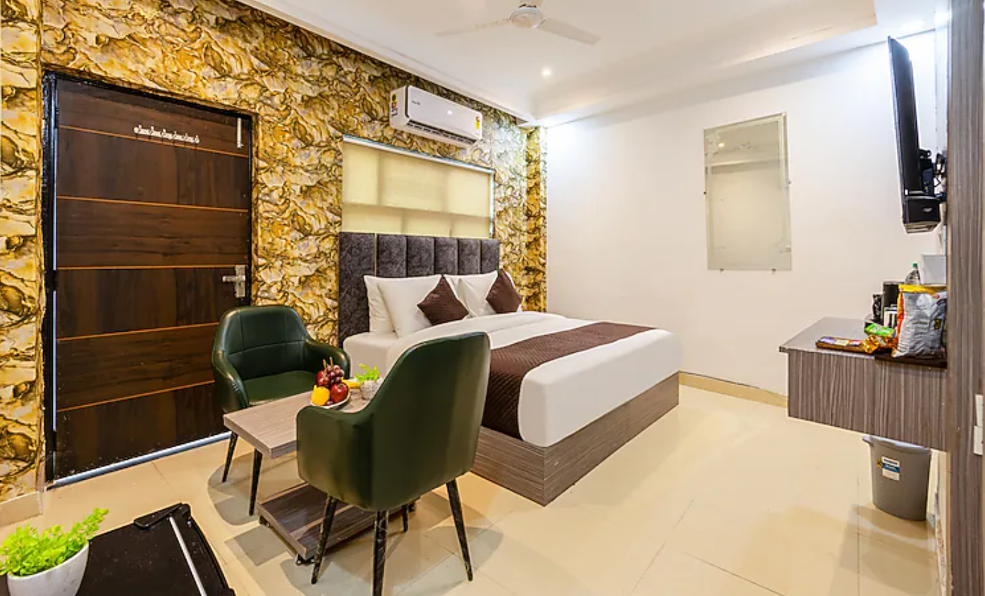 Accent Park Opp. Barclays Sector - 62 Deluxe Room 3