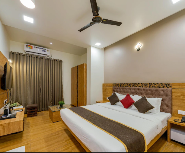 Hotel Agatya Inn Miraj Executive Room AC 200 Square Feet 2