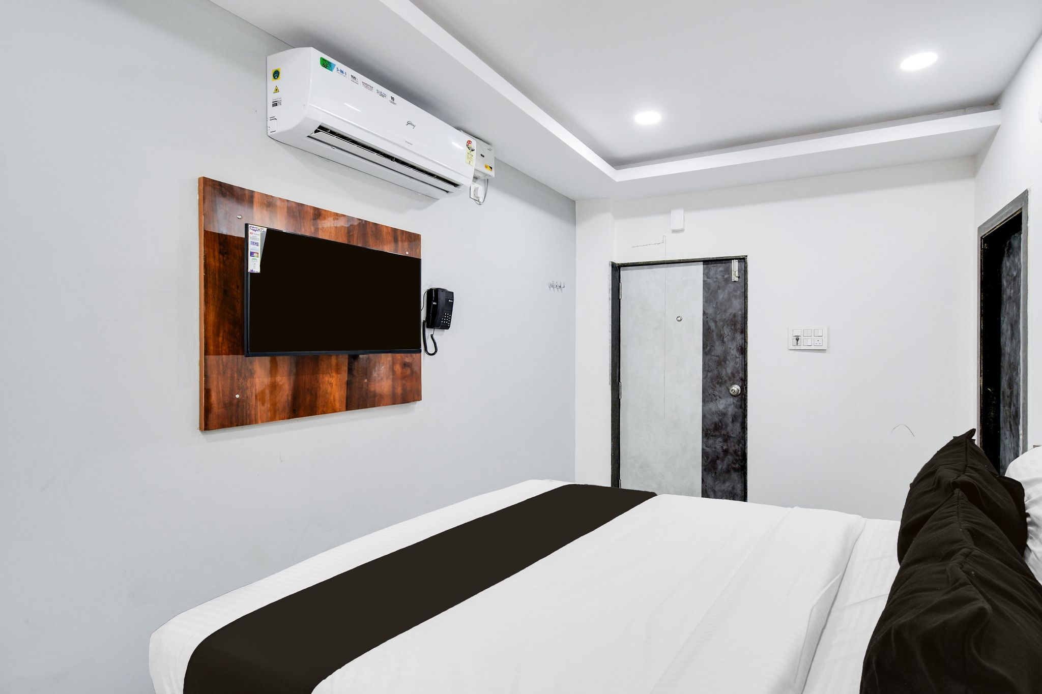 Super Collection O Kachiguda Bus Terminal Hyderabad CLASSIC 6