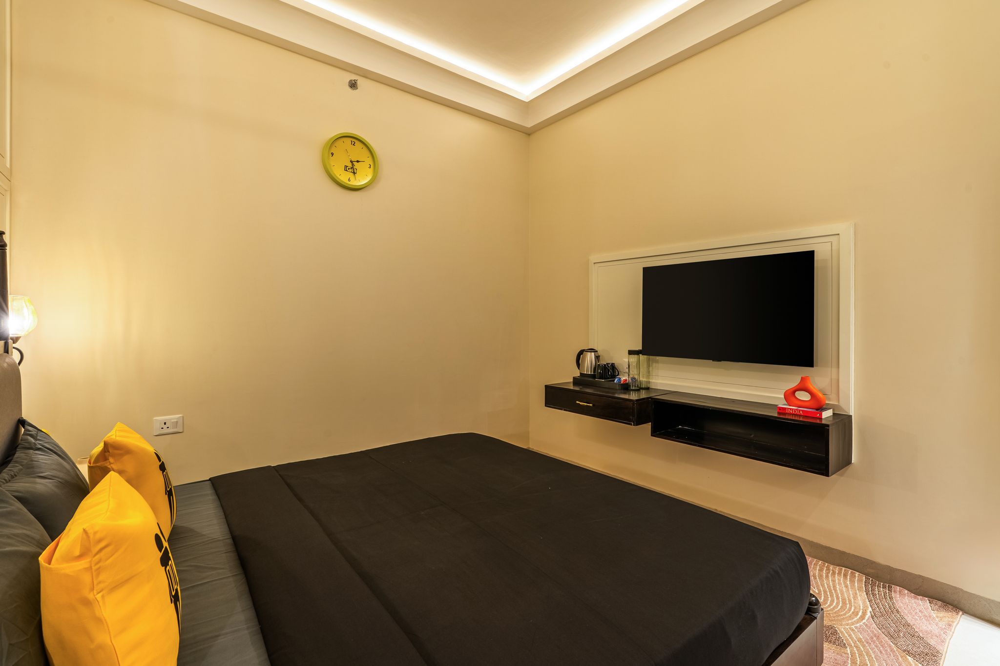 The Hosteller Bam Jaipur, Hawa Mahal Superior Double Room