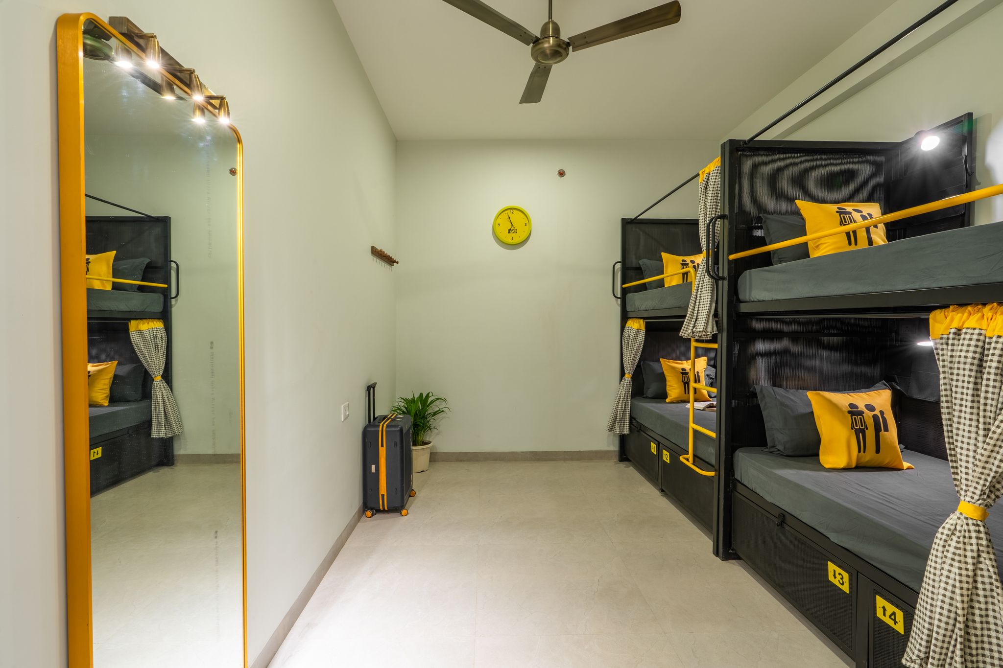 Bed in 4 Bed Mixed Dormitory