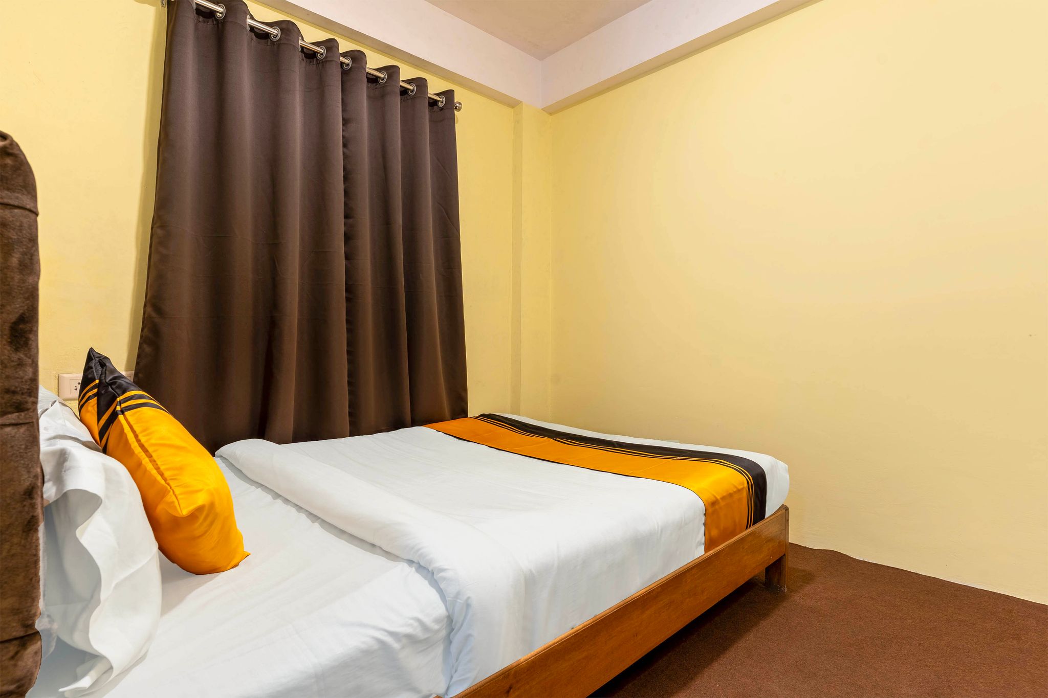 Itsy Hotels Route 55 Economy Room  6