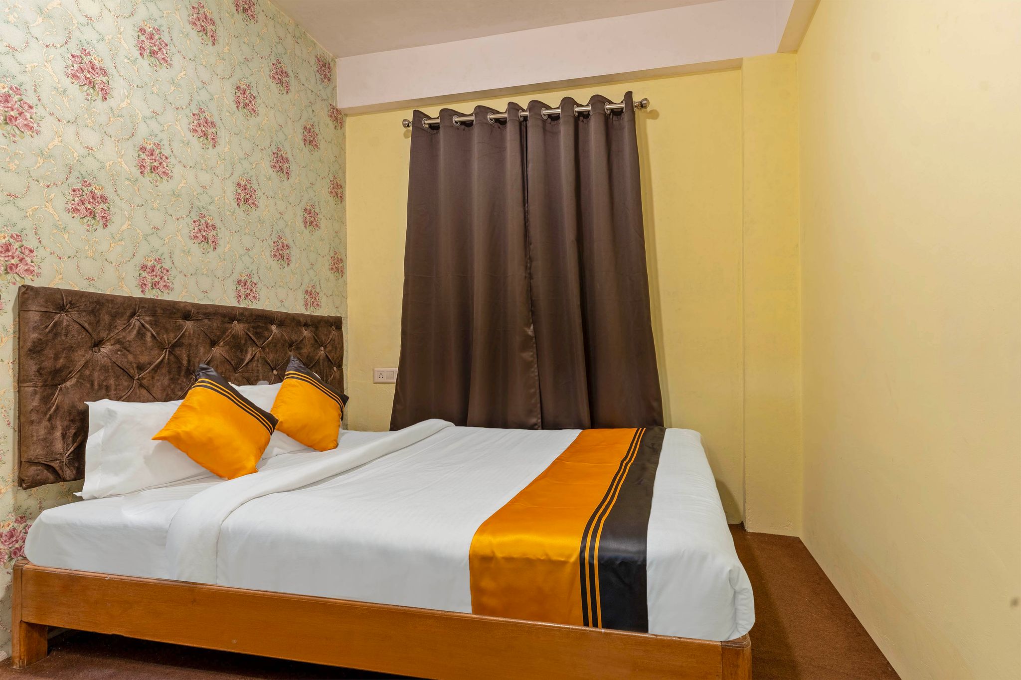 Itsy Hotels Route 55 Economy Room  9