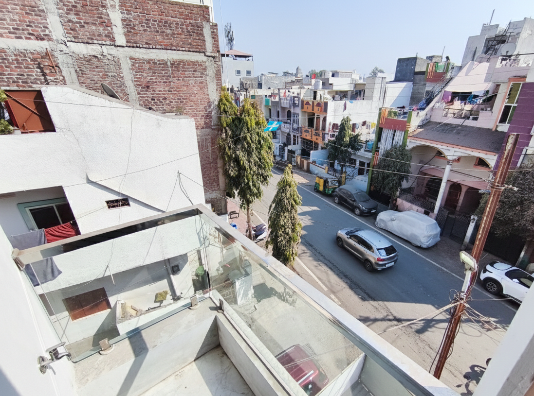 Hotel Gurukripa Deluxe Room with Sofa Bed 41