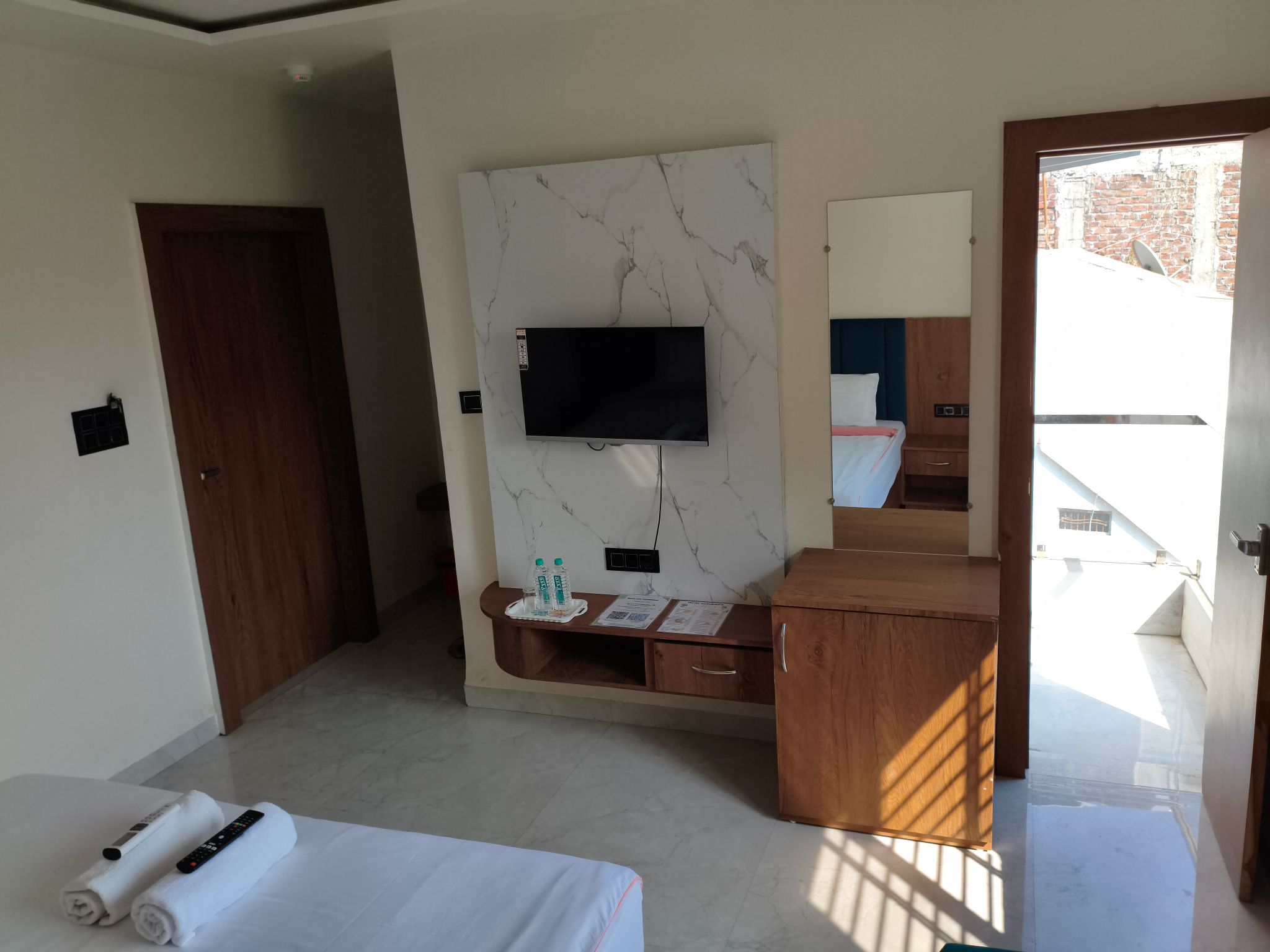 Hotel Gurukripa Deluxe Room with Sofa Bed 32