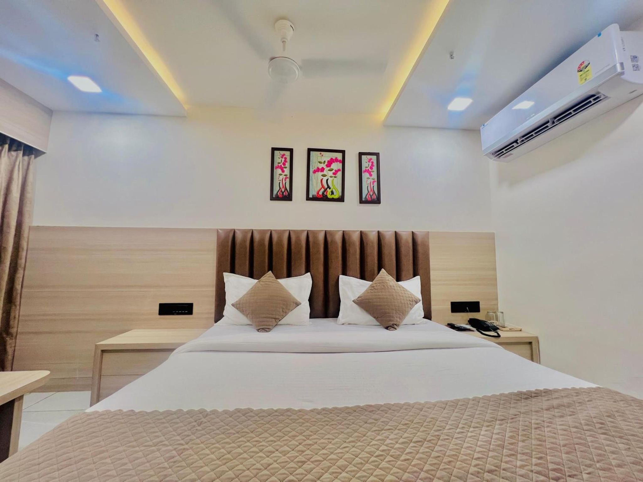 Deluxe Three-Bedroom