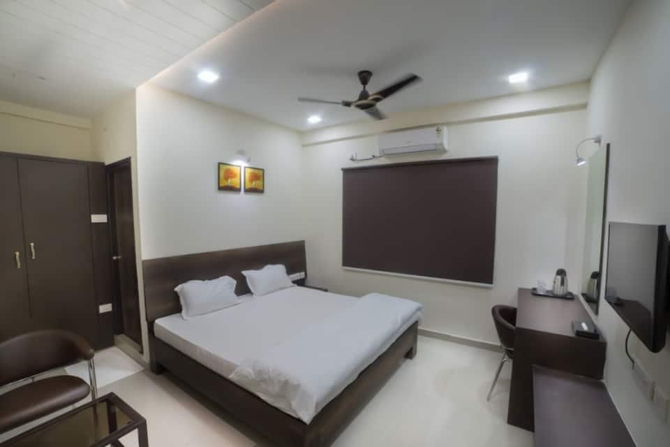 AC Deluxe Room