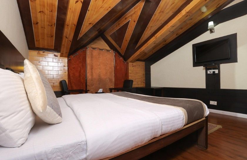 Super Deluxe Room