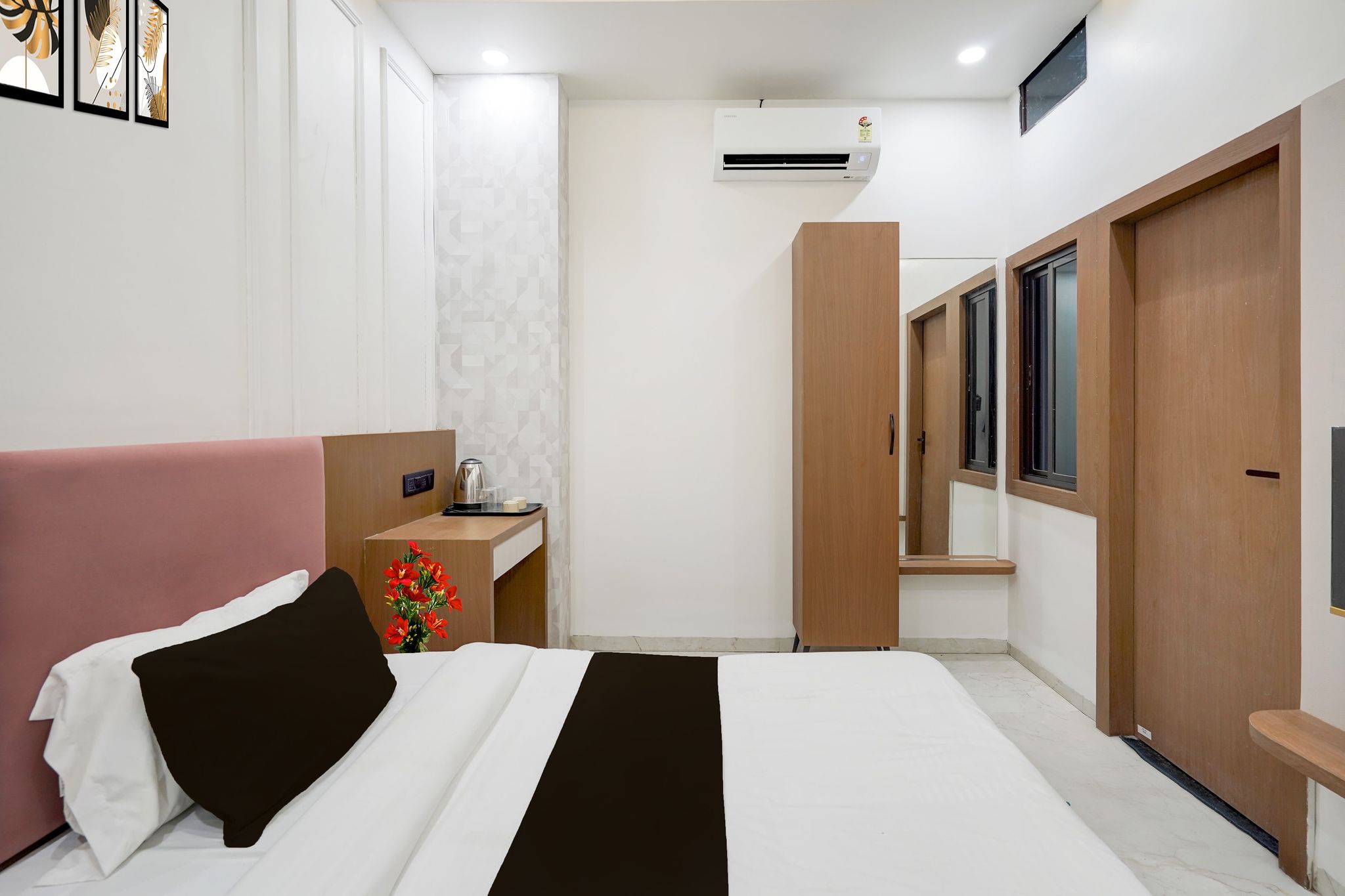 Super Collection O Ujjain Central Railway Junction Formerly Hotel Jai Jagdish CLASSIC 8