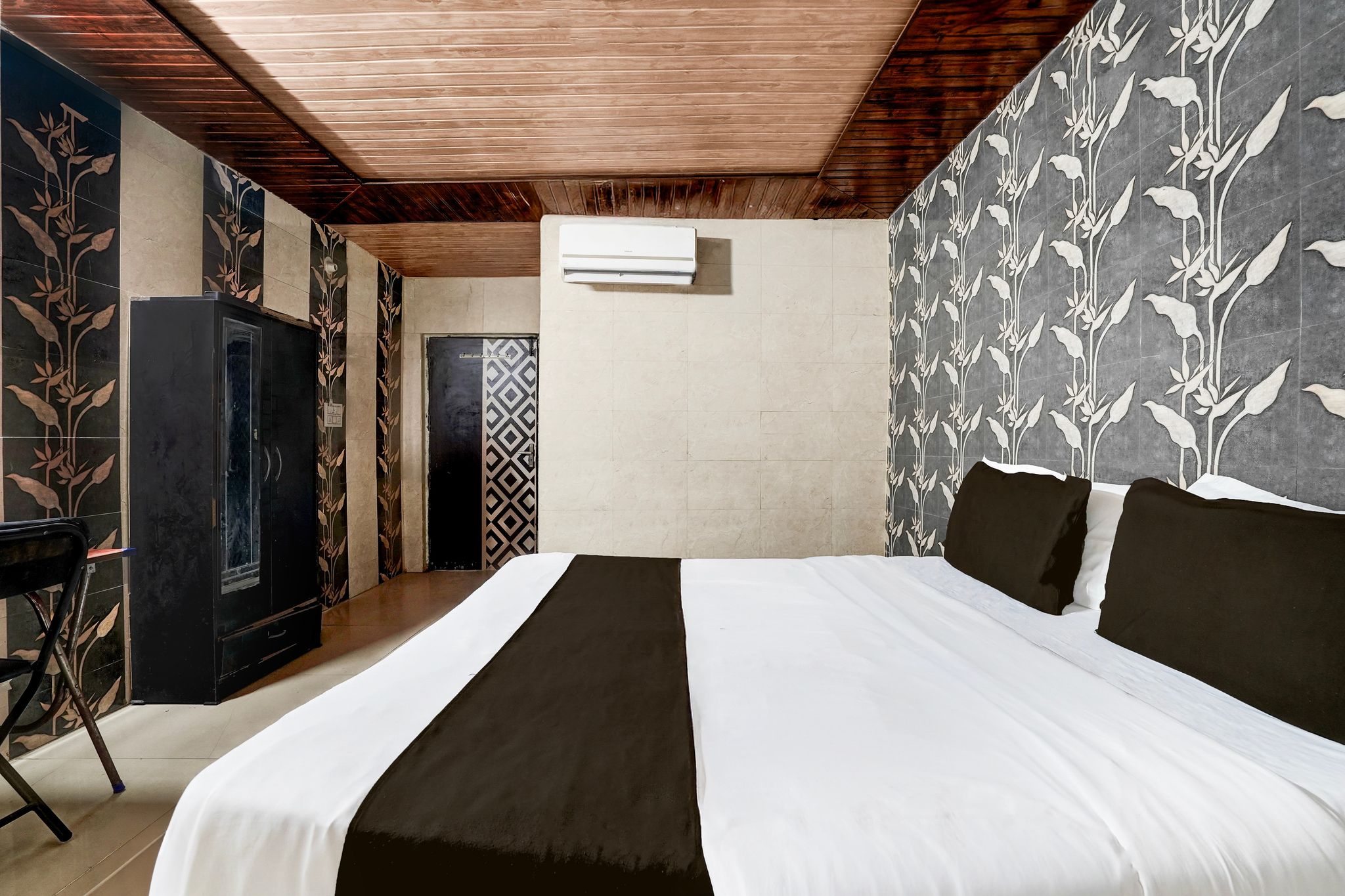 Super Hotel O Hindon Airport Ghaziabad CLASSIC 11