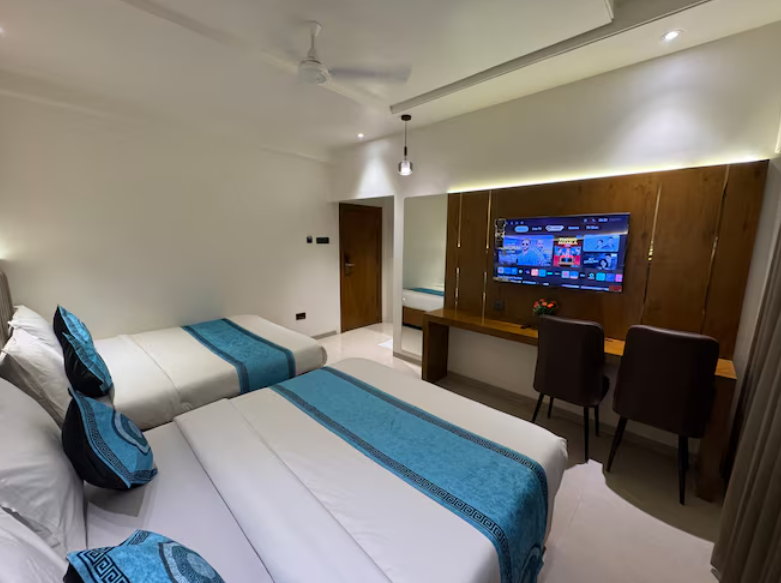 Super Premium Family Room