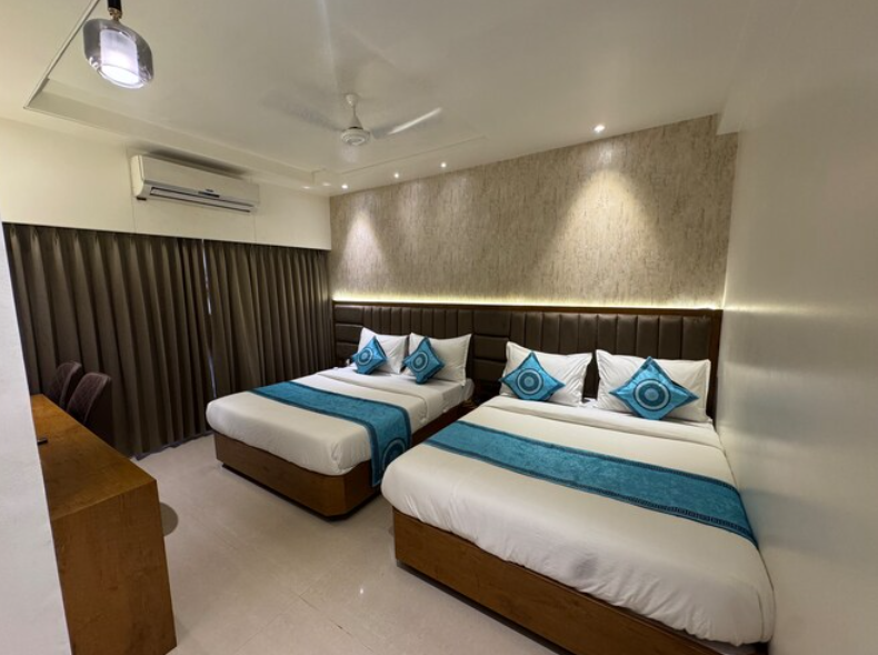 Super Premium Family Room