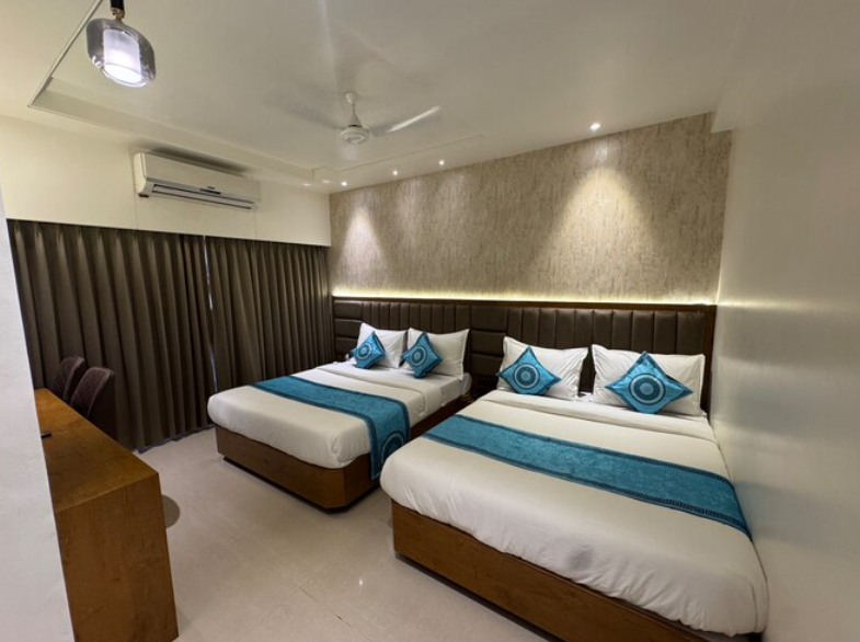 Super Premium Family Room