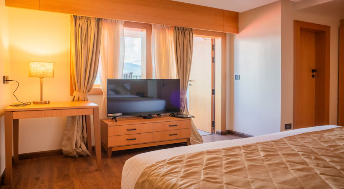 Deluxe Room with Balcony