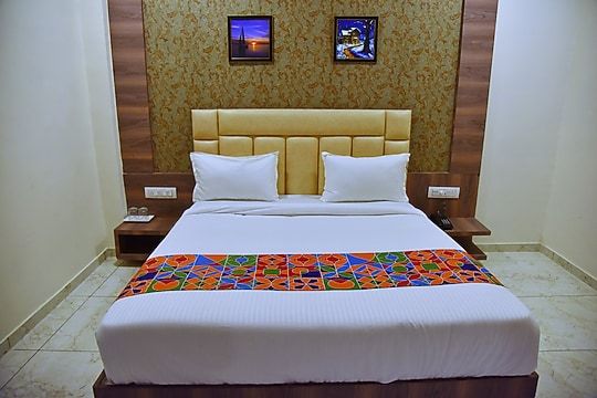 Hotel Krishna palace DELUXE ROOM 4