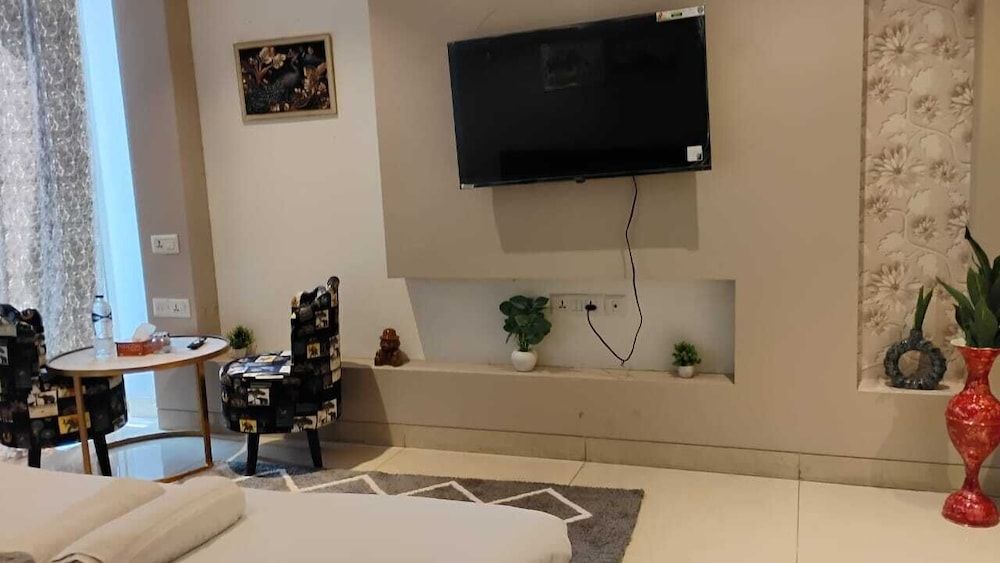 The luxury apartments Luxury Apartment, City View 7