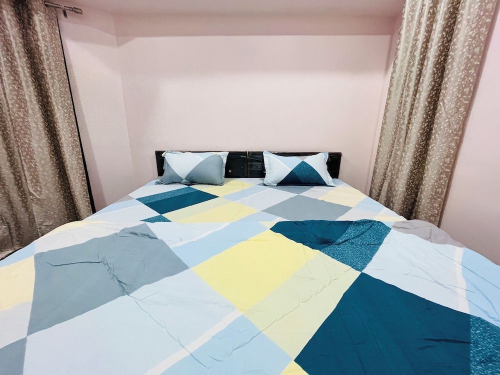 Shrilok Kutir Deluxe Apartment 5