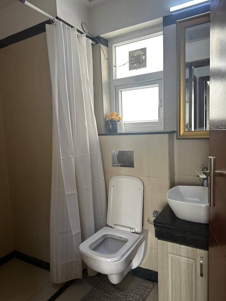 Luxurious 1bhk Apartment in Gurgaon With Shared Pool and BBQ Area Apartment, 1 Bedroom, Smoking 8