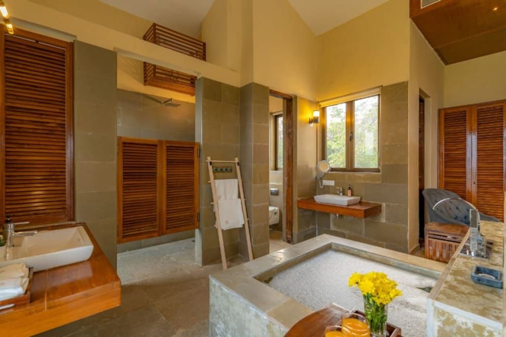 Cliffhouse by Hireavilla -5br w Pvt Pool in Saipem Villa 20