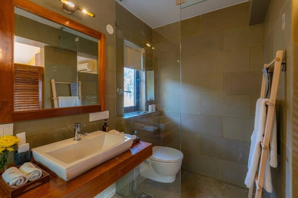 Cliffhouse by Hireavilla -5br w Pvt Pool in Saipem Villa 21